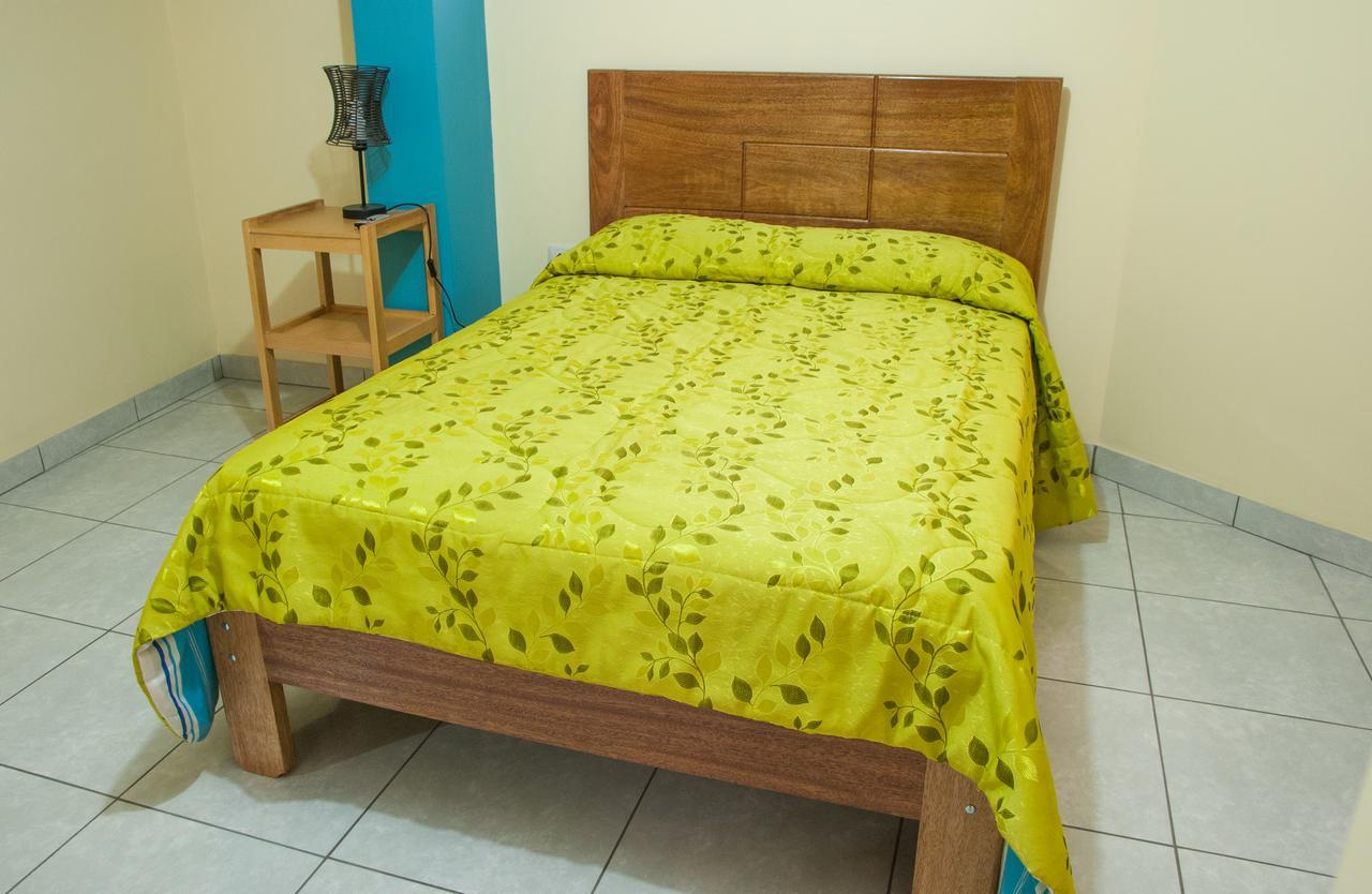 B&B Valcava Urubamba Bagian luar foto