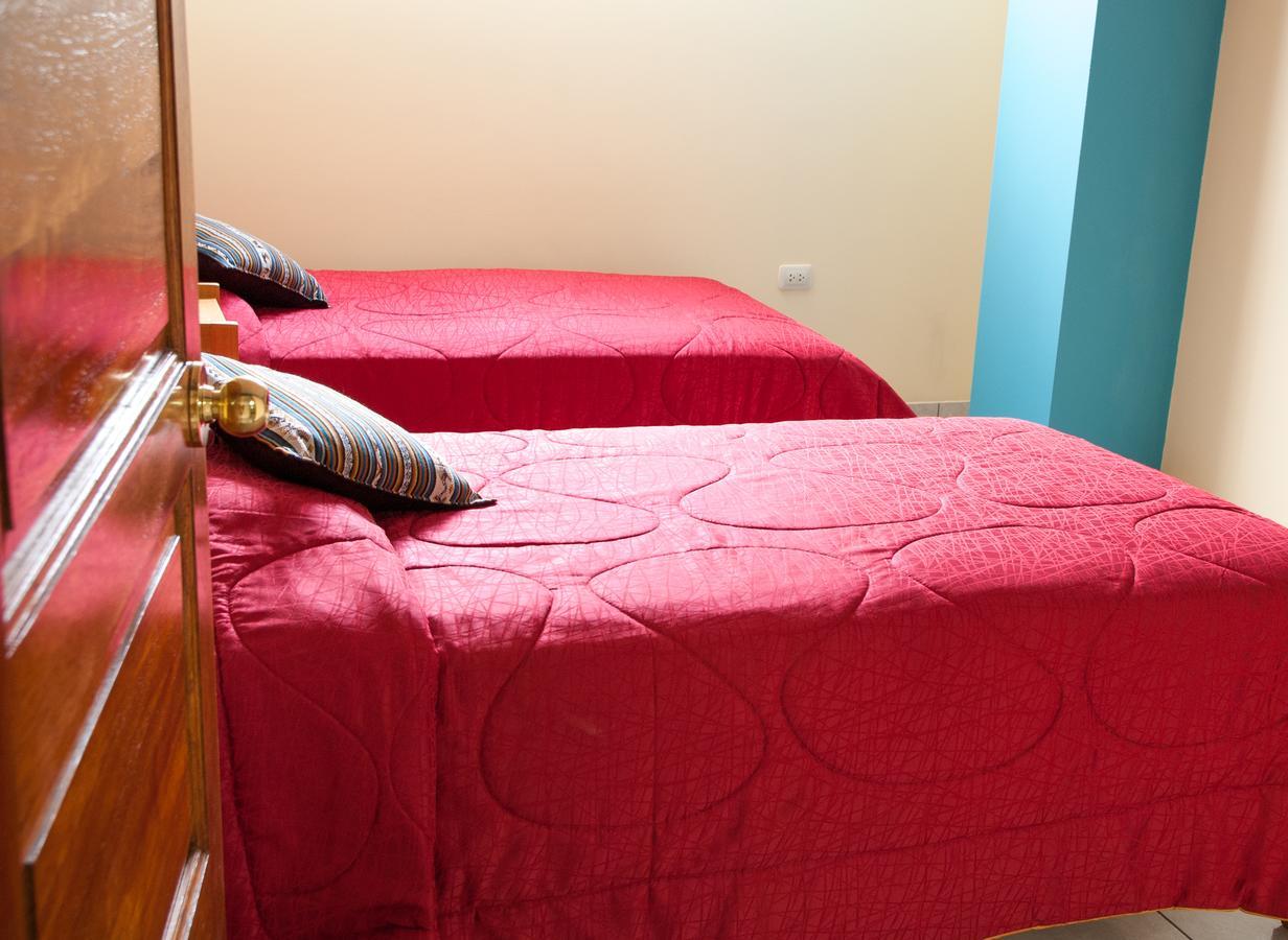 B&B Valcava Urubamba Bagian luar foto