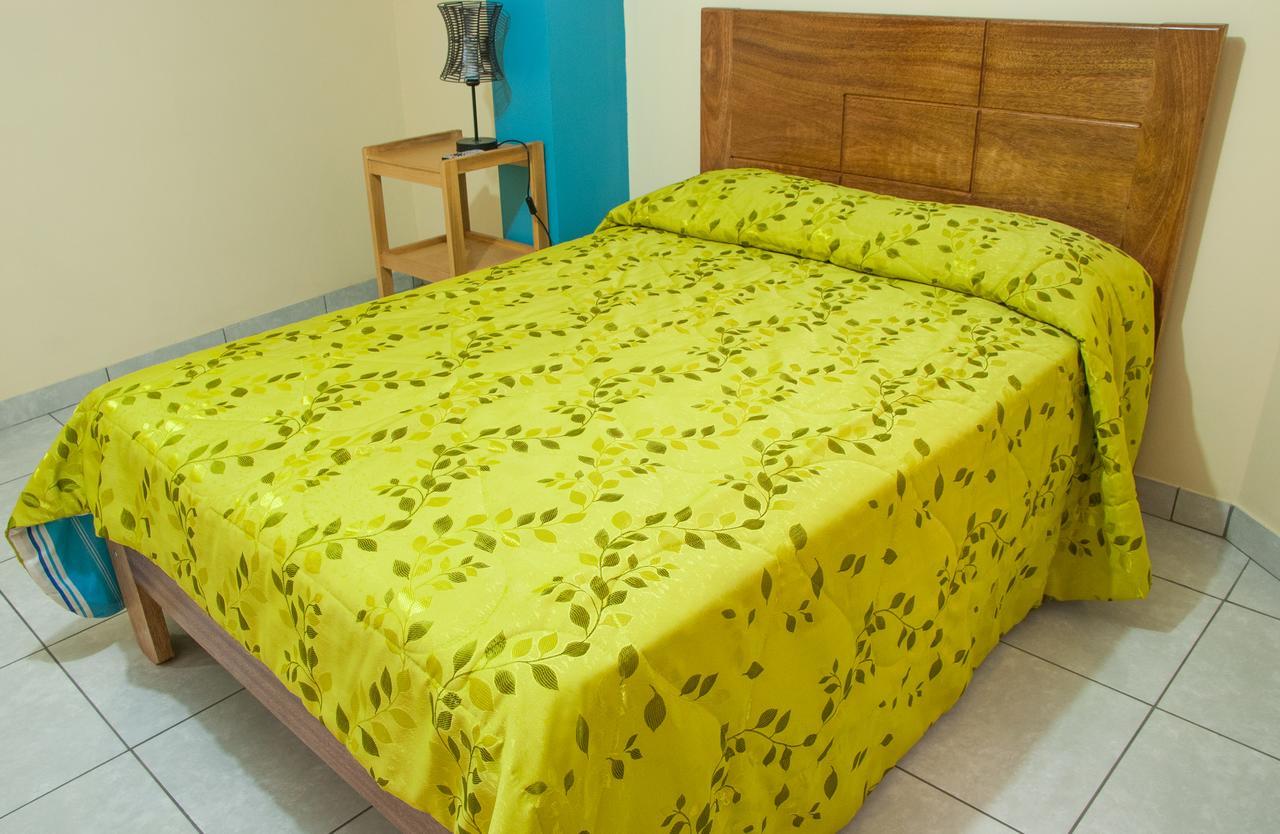 B&B Valcava Urubamba Bagian luar foto