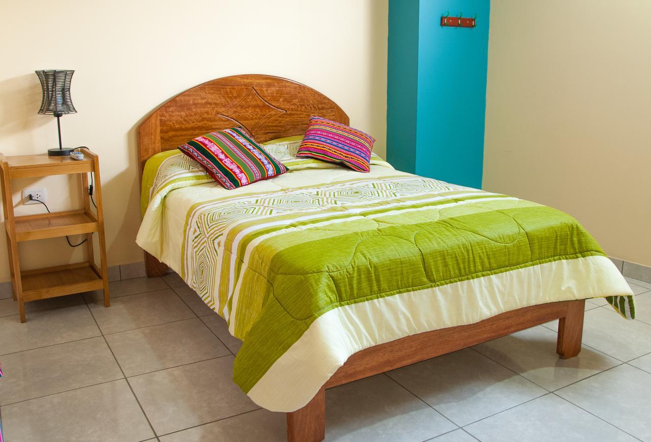 B&B Valcava Urubamba Bagian luar foto