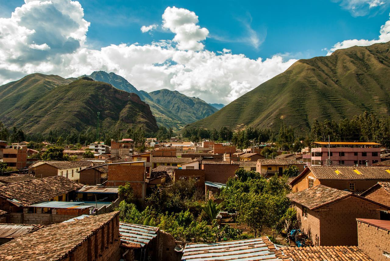 B&B Valcava Urubamba Bagian luar foto
