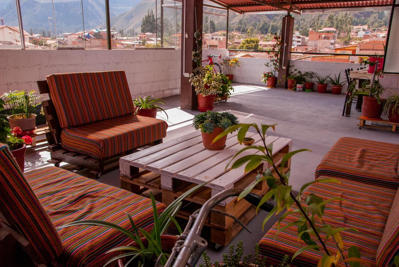 B&B Valcava Urubamba Bagian luar foto